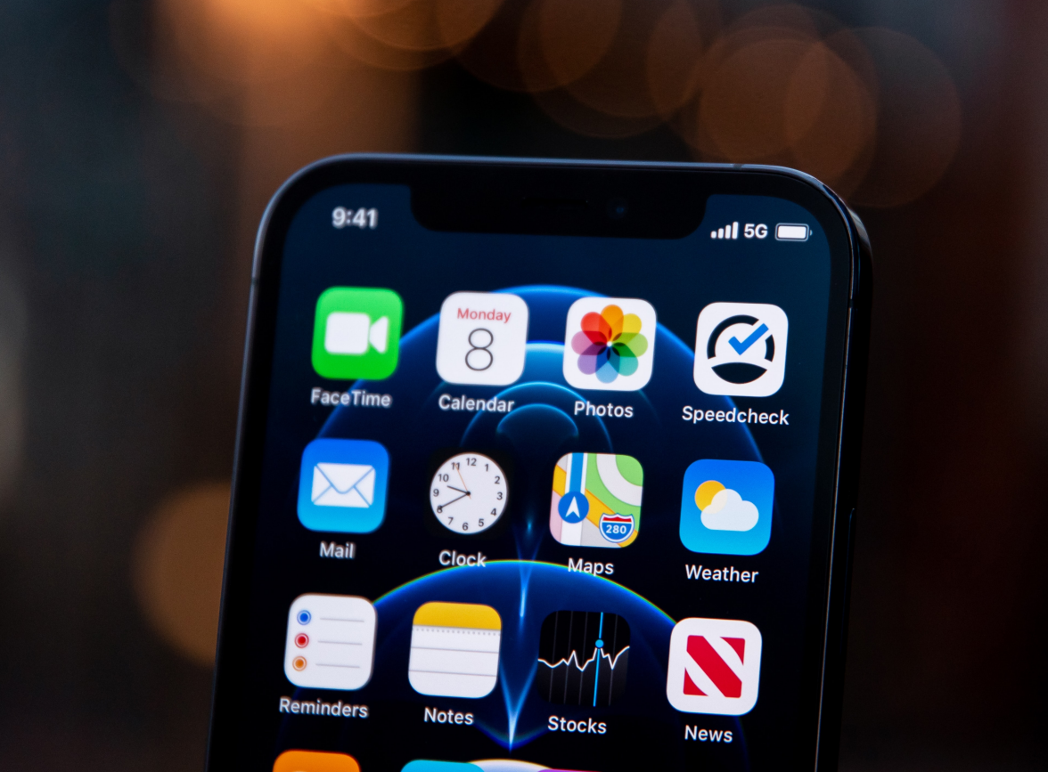 蚌埠苹果手机维修分享为什么 iPhone 12 在冬季会自动关机 